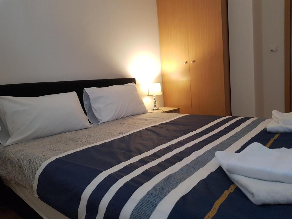 Rajiceva 5- Apartman Sa Prostranom Terasom I Garaznim Mestom Kragujevac Zewnętrze zdjęcie